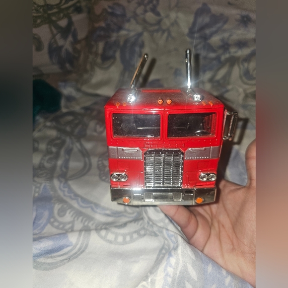 Transformers - Picture 3 of 10